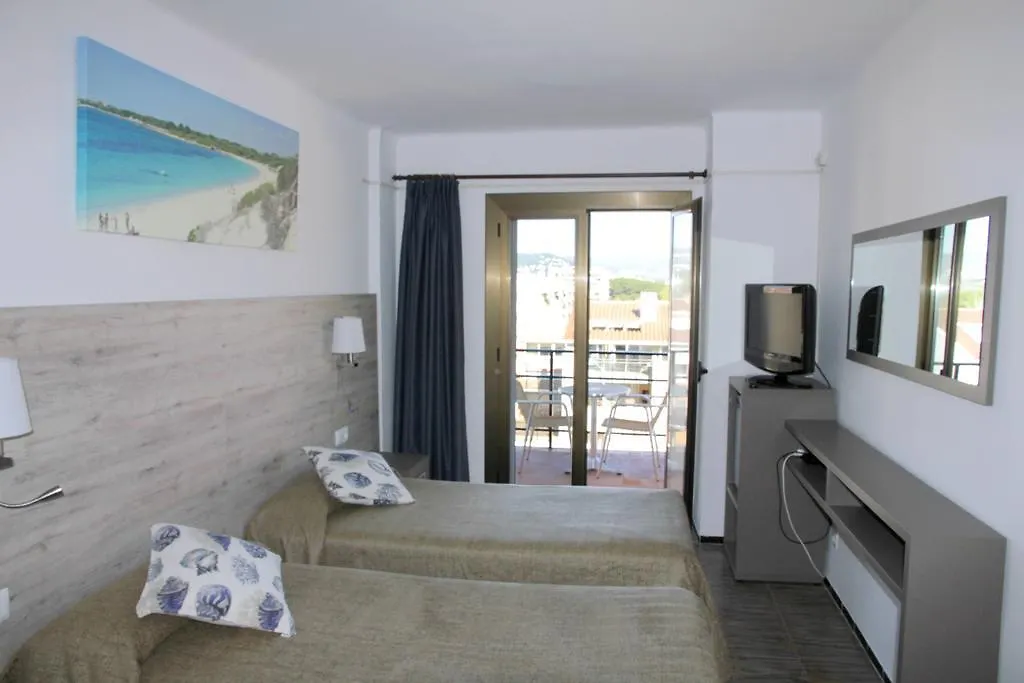 Hotel Maria Teresa Calonge  0*, Calonge (Catalonia)