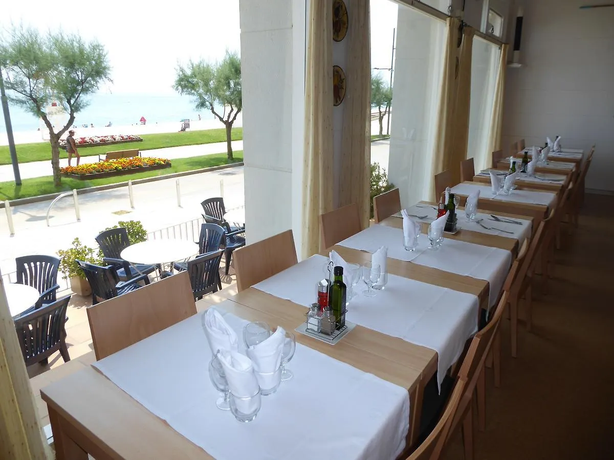 Hotel Maria Teresa Calonge  0*, Calonge (Catalonia)