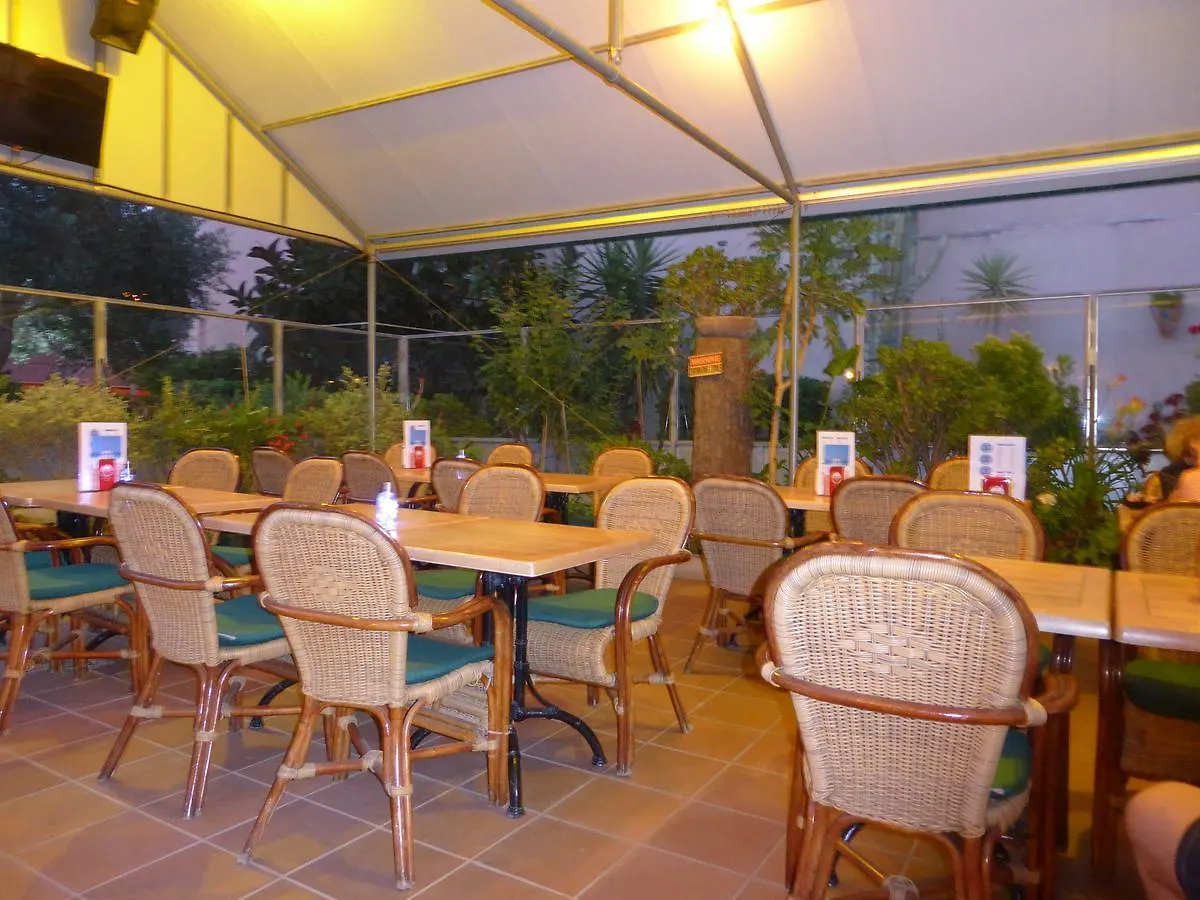 Hotel Maria Teresa Calonge  0*, Calonge (Catalonia) Espagne